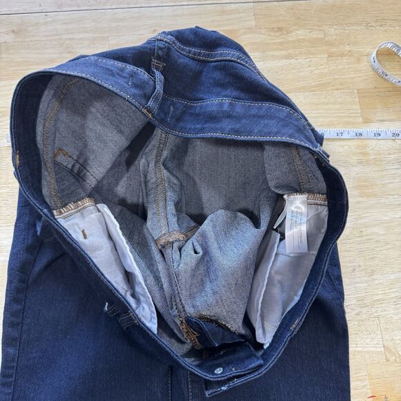 Lane Bryant Flex Magic Waistband Mid Rise Pedal Crop Jeans Denim Size 16 EUC - Picture 4 of 13